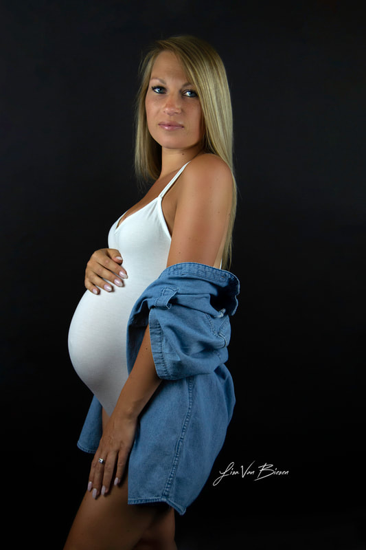 Maternity Photography by Lisa Van Biesen Belgische fotograaf zwangerschaps fotografie Cool pregnancy photo 