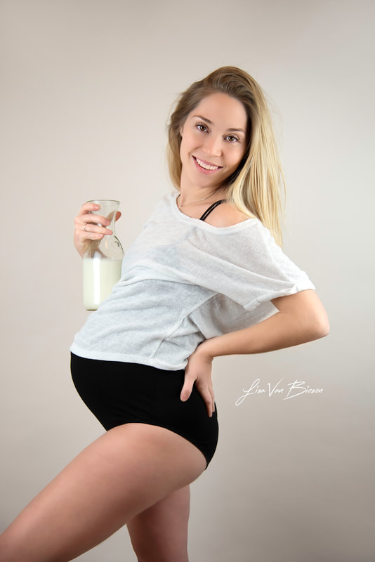 Maternity Photography by Lisa Van Biesen Belgische fotograaf zwangerschaps fotografie creative pregnancy photo 
